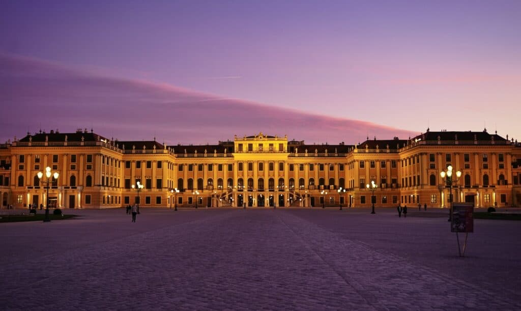 schönbrunn-palace-limestone